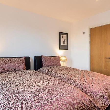 East Croydon Apartments - Just 3 Mins Walk To East Croydon Station Buitenkant foto