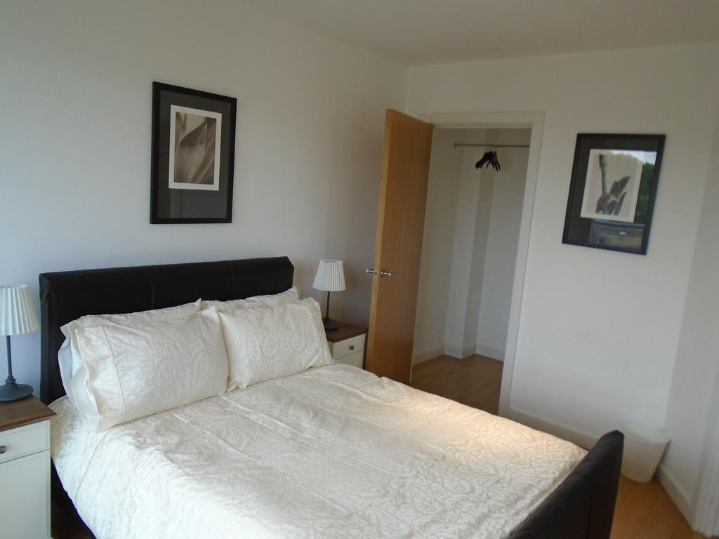 East Croydon Apartments - Just 3 Mins Walk To East Croydon Station Buitenkant foto