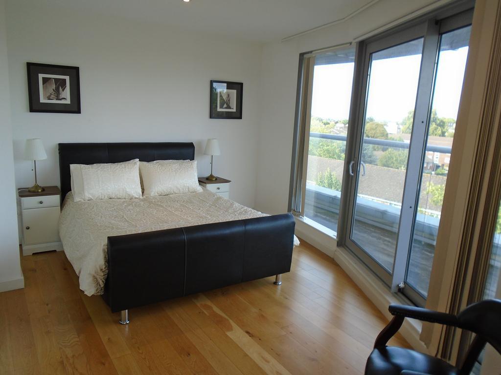 East Croydon Apartments - Just 3 Mins Walk To East Croydon Station Buitenkant foto