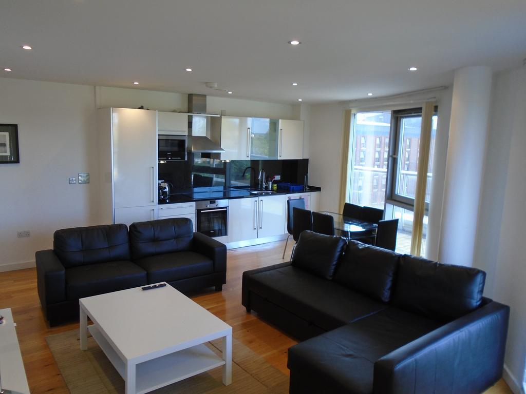 East Croydon Apartments - Just 3 Mins Walk To East Croydon Station Buitenkant foto