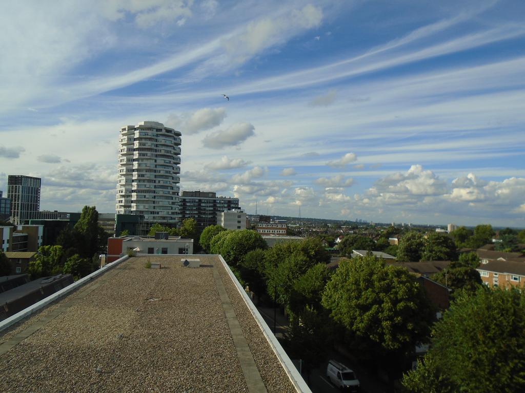 East Croydon Apartments - Just 3 Mins Walk To East Croydon Station Buitenkant foto