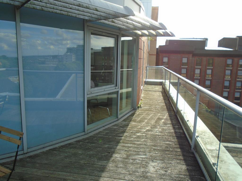 East Croydon Apartments - Just 3 Mins Walk To East Croydon Station Buitenkant foto