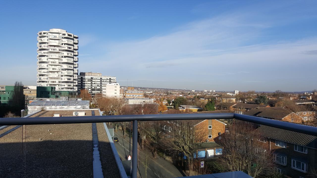 East Croydon Apartments - Just 3 Mins Walk To East Croydon Station Buitenkant foto