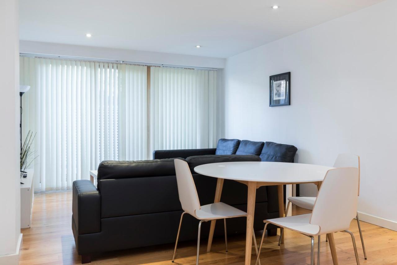 East Croydon Apartments - Just 3 Mins Walk To East Croydon Station Buitenkant foto