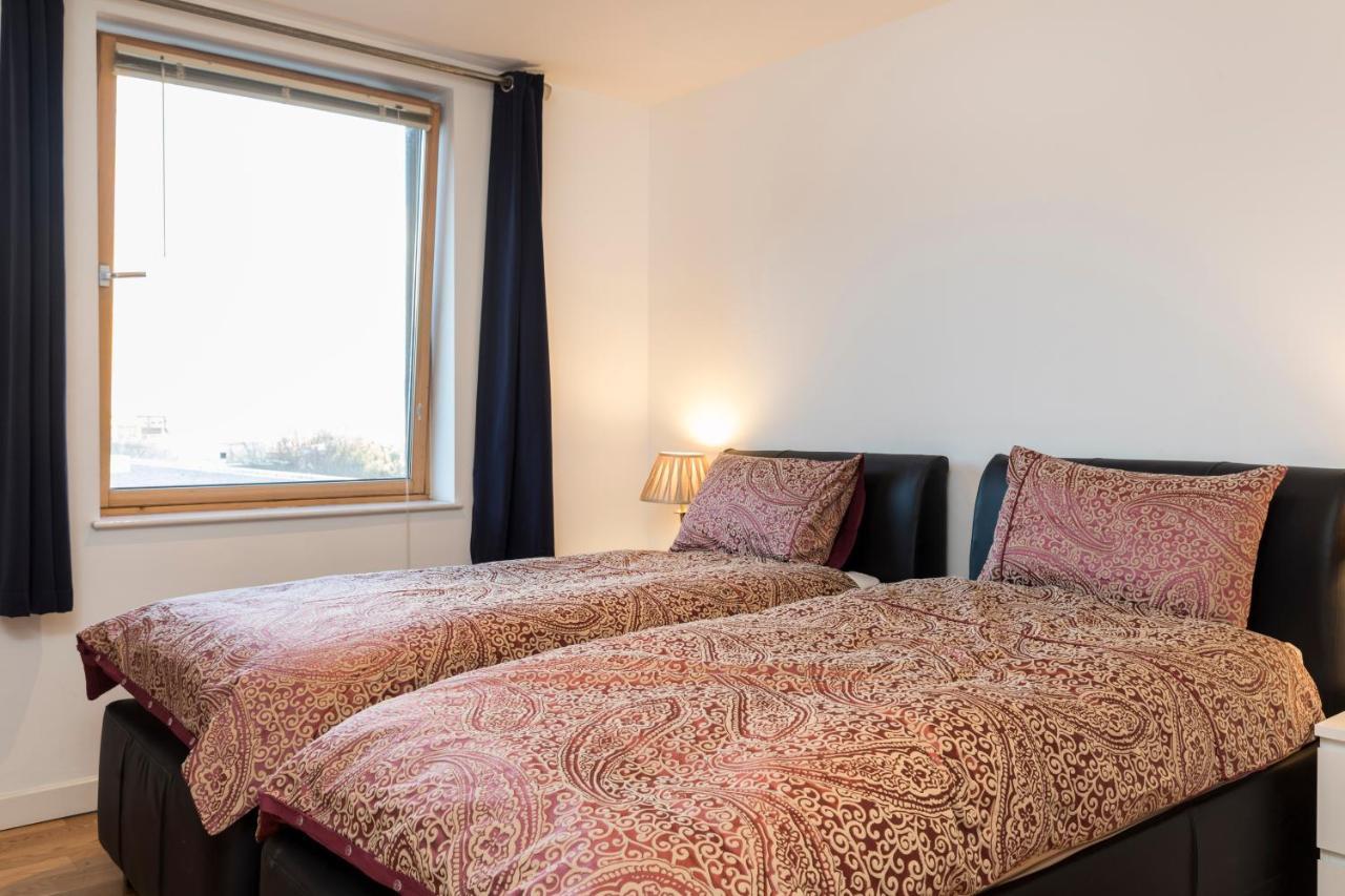 East Croydon Apartments - Just 3 Mins Walk To East Croydon Station Buitenkant foto
