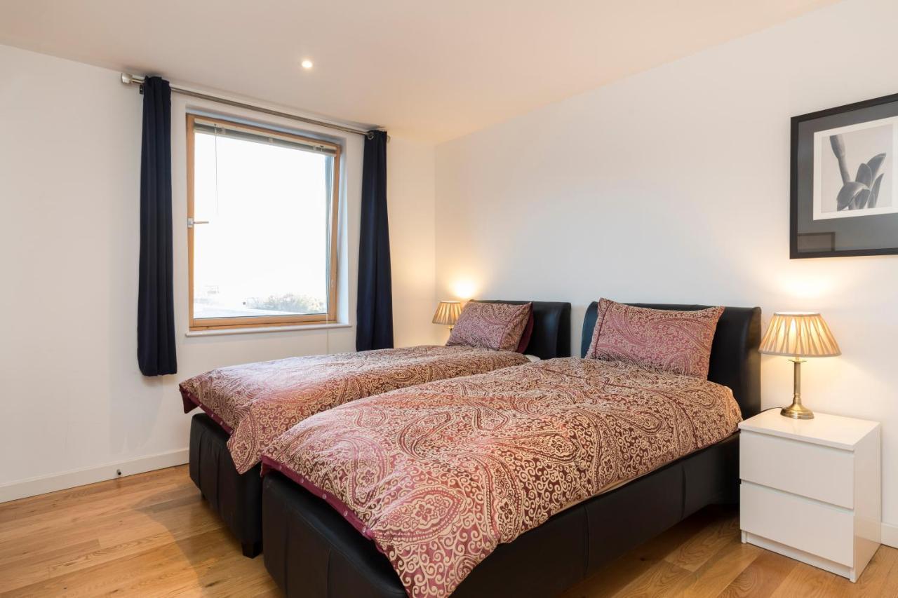 East Croydon Apartments - Just 3 Mins Walk To East Croydon Station Buitenkant foto