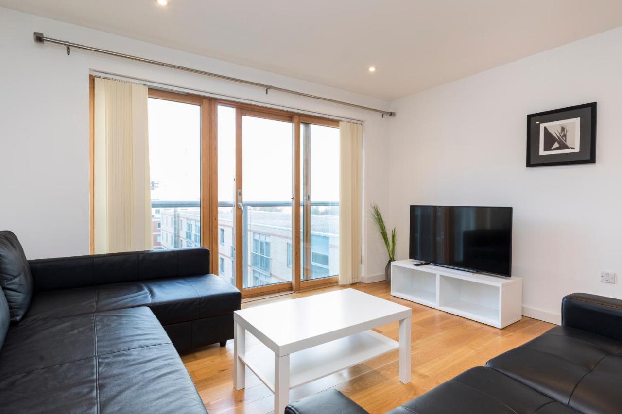 East Croydon Apartments - Just 3 Mins Walk To East Croydon Station Buitenkant foto
