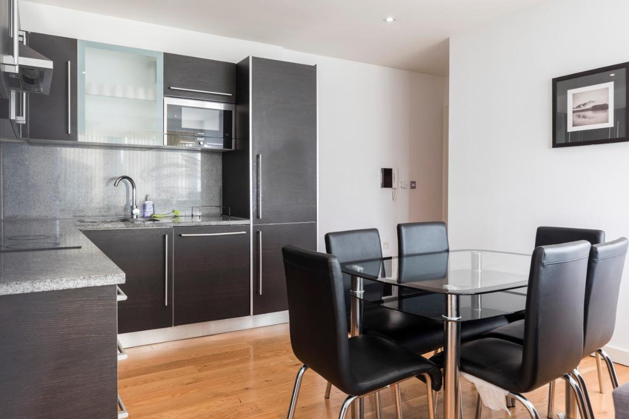 East Croydon Apartments - Just 3 Mins Walk To East Croydon Station Buitenkant foto