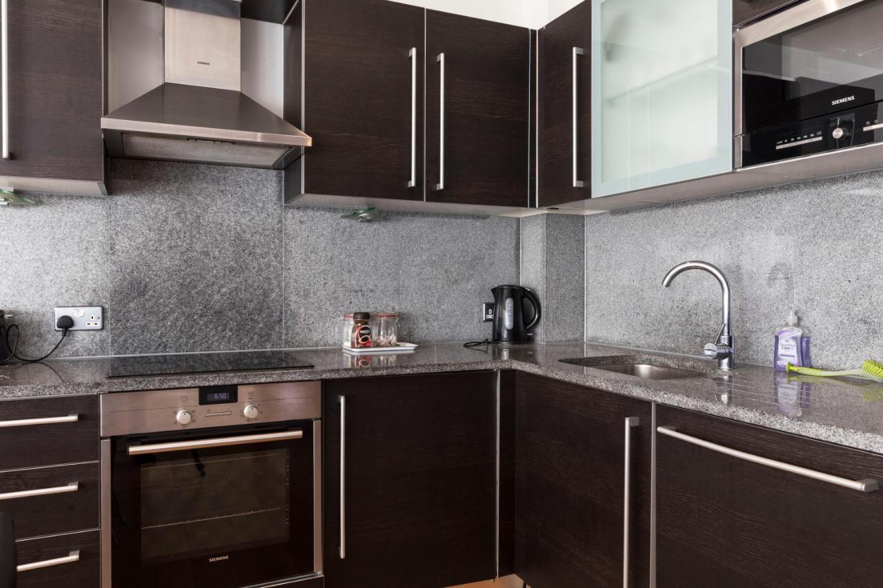 East Croydon Apartments - Just 3 Mins Walk To East Croydon Station Buitenkant foto